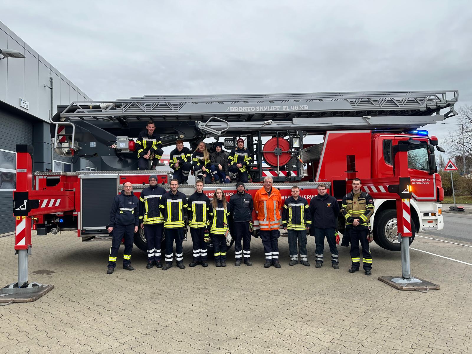Besuch VW Werkfeuerwehr 30.11.2025 HoHa
