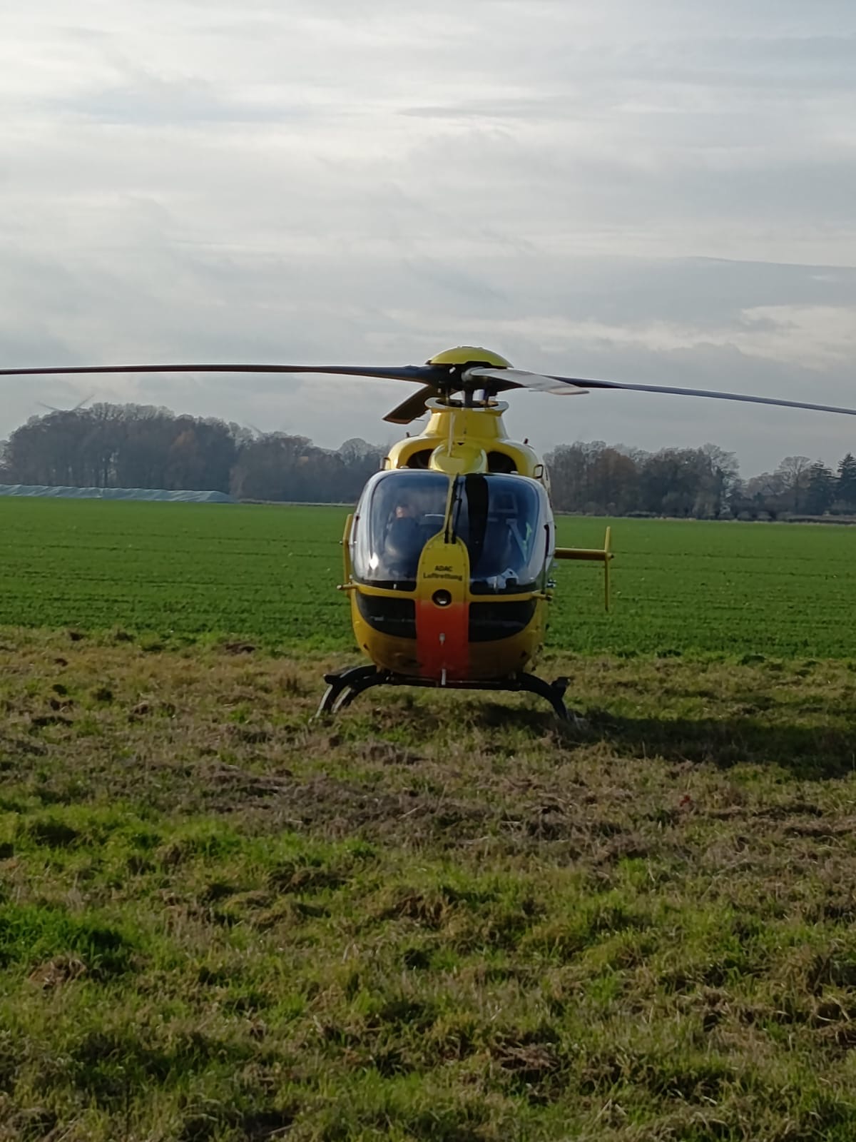 H 2 W Einsatz Vermisstensuche HoHa 18.11.25 1.2