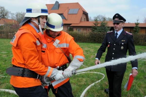 110409_feuerwehr_truppmannausbildung-soeh2 110409_feuerwehr_truppmannausbildung-soeh2