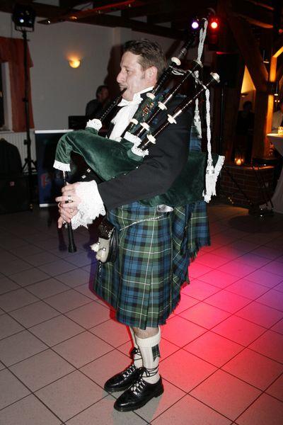120114_feuerwehrball_clauen-ger1 120114_feuerwehrball_clauen-ger1