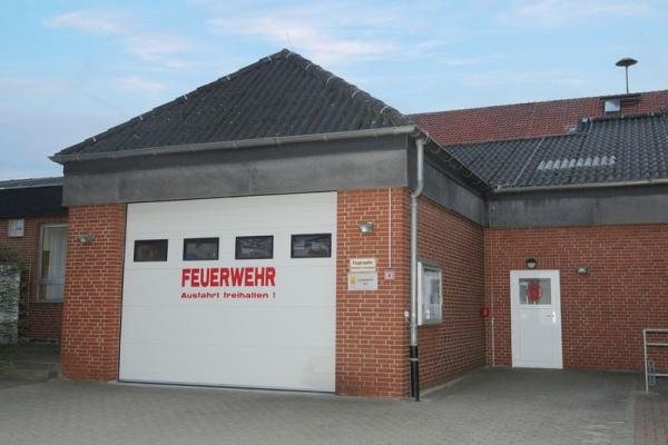 110417_geraetehaus_ff_clauen-soeh1 110417_geraetehaus_ff_clauen-soeh1
