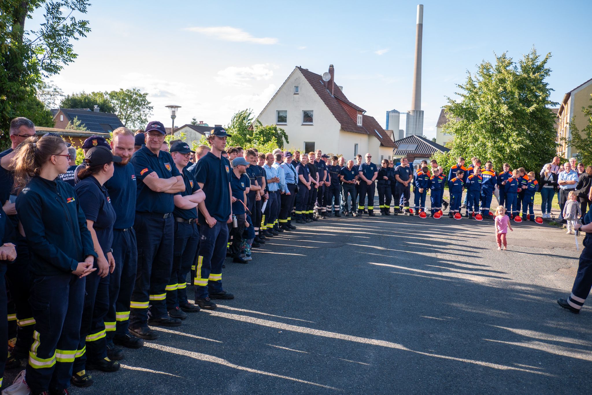 Die Gruppen beim Antreten Die Gruppen beim Antreten